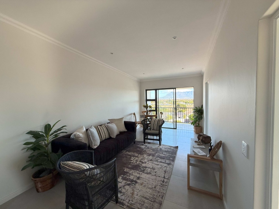 2 Bedroom Property for Sale in Table View Western Cape
